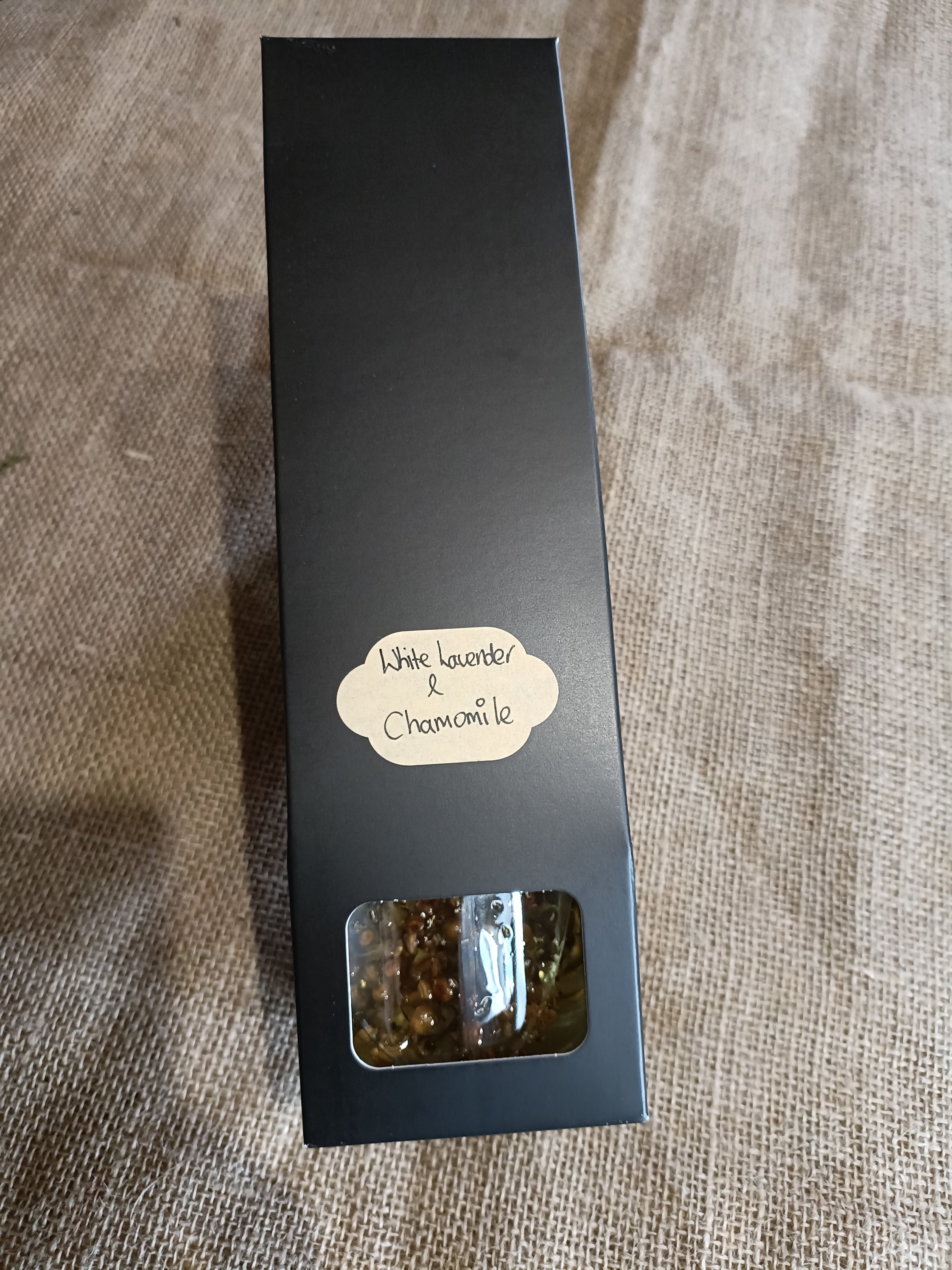 White Lavender & Chamomile Reed Diffuser