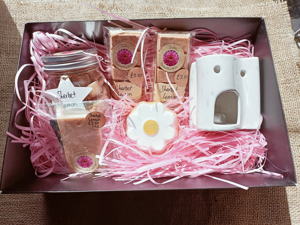 Sherbet Lemon Hamper Box