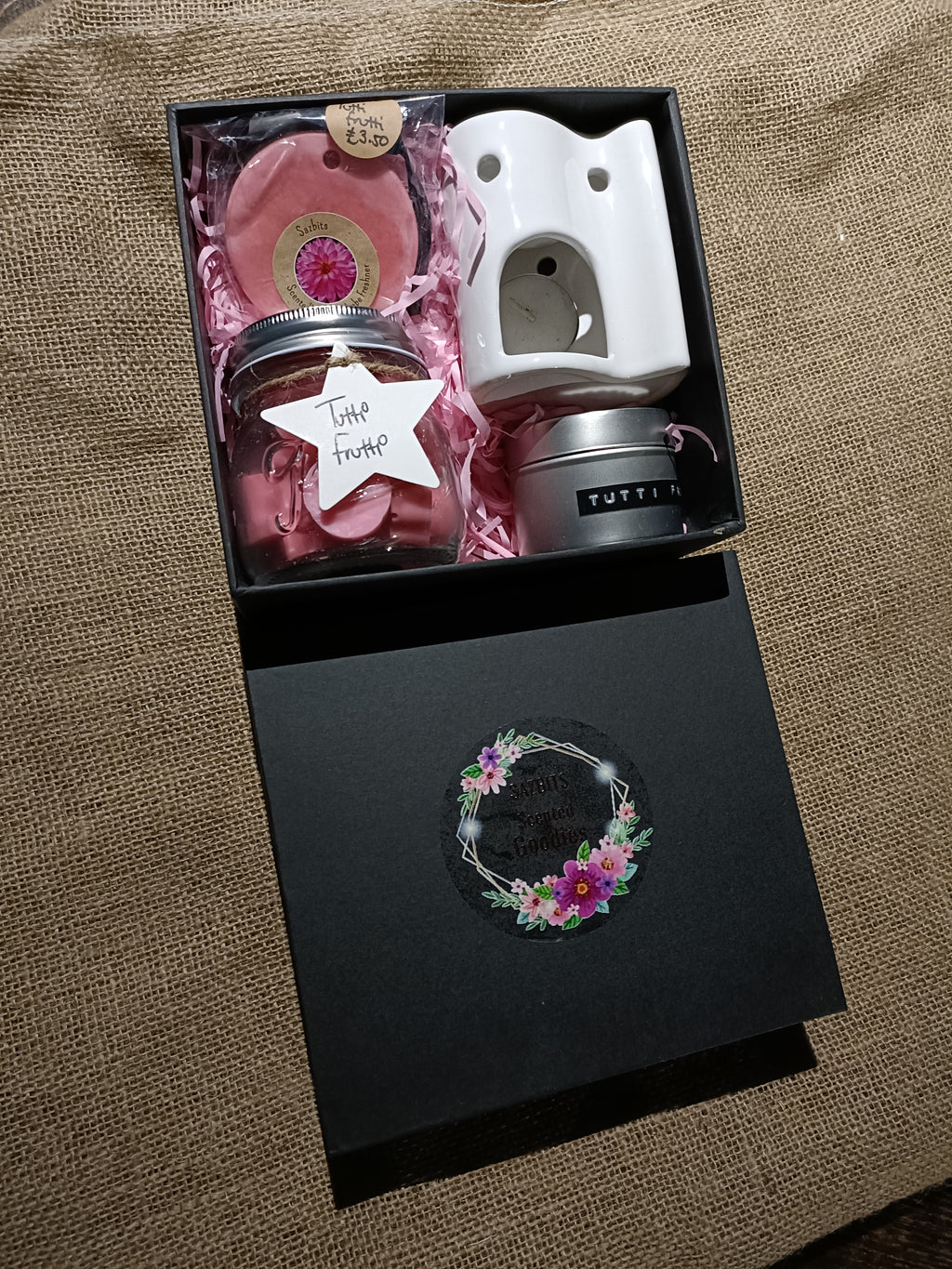 Tutti Frutti Hamper Box