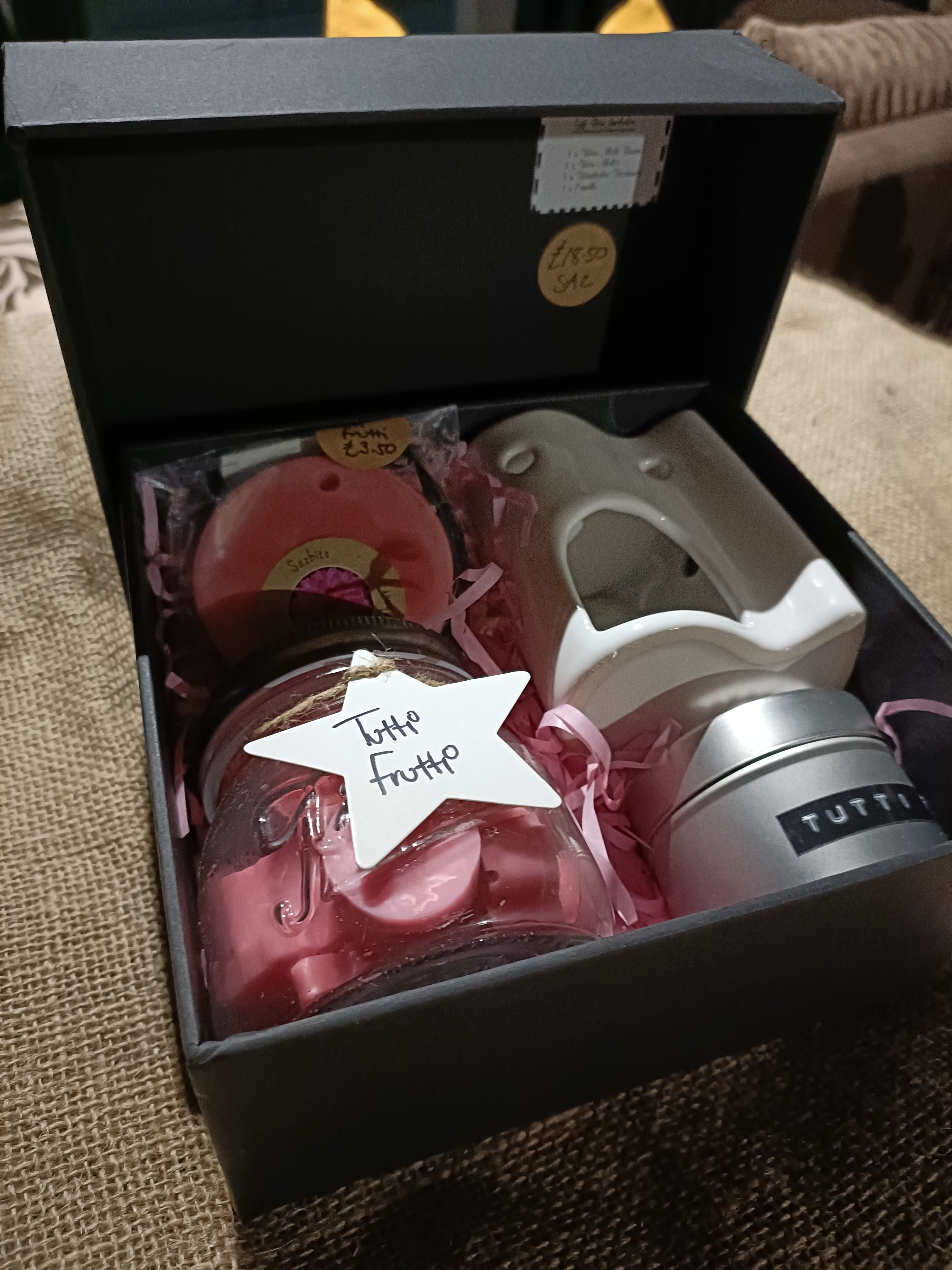 Tutti Frutti Hamper Box